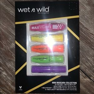 Wet n Wild mascaras